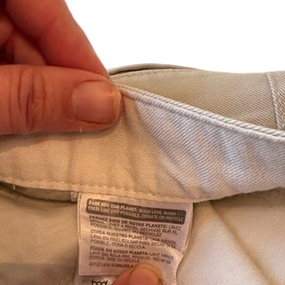 Dockers Light Gray Casual Shorts 46 - Picture 4 of 10